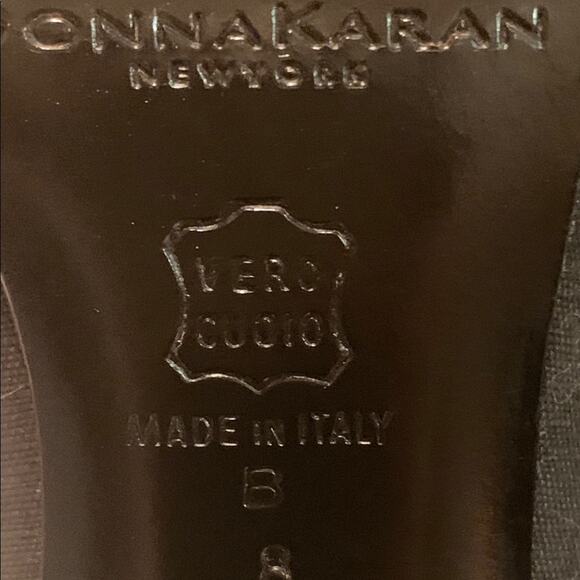 🪀DONNA KARAN NEW YORK BLACK LINEN 3 3/4” VAMP HEELS - Picture 8 of 10